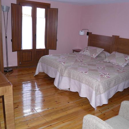 Apartamentos Turisticos Peñafiel 部屋 写真