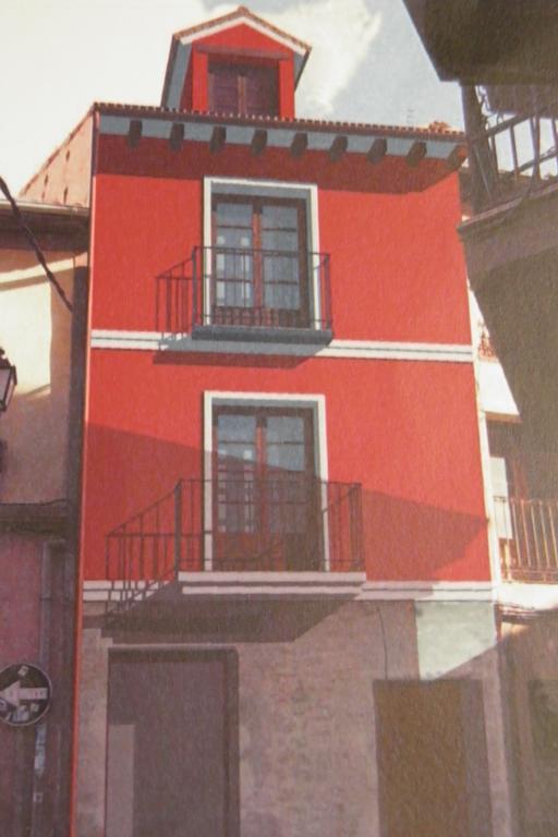 Apartamentos Turisticos Peñafiel エクステリア 写真