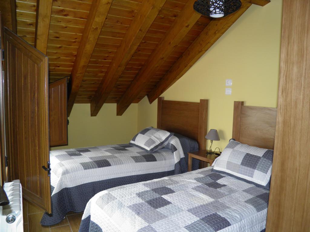 Apartamentos Turisticos Peñafiel 部屋 写真